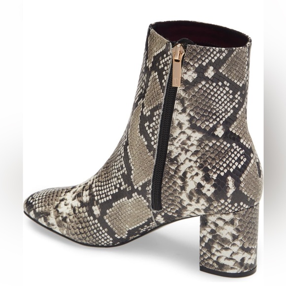 Women Ted Baker London Neomy Block Heel Booties New - Picture 3 of 6